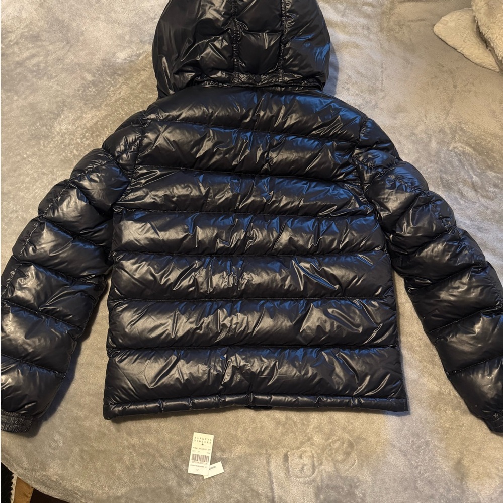 Moncler puffer jacket - Picture 3 of 11